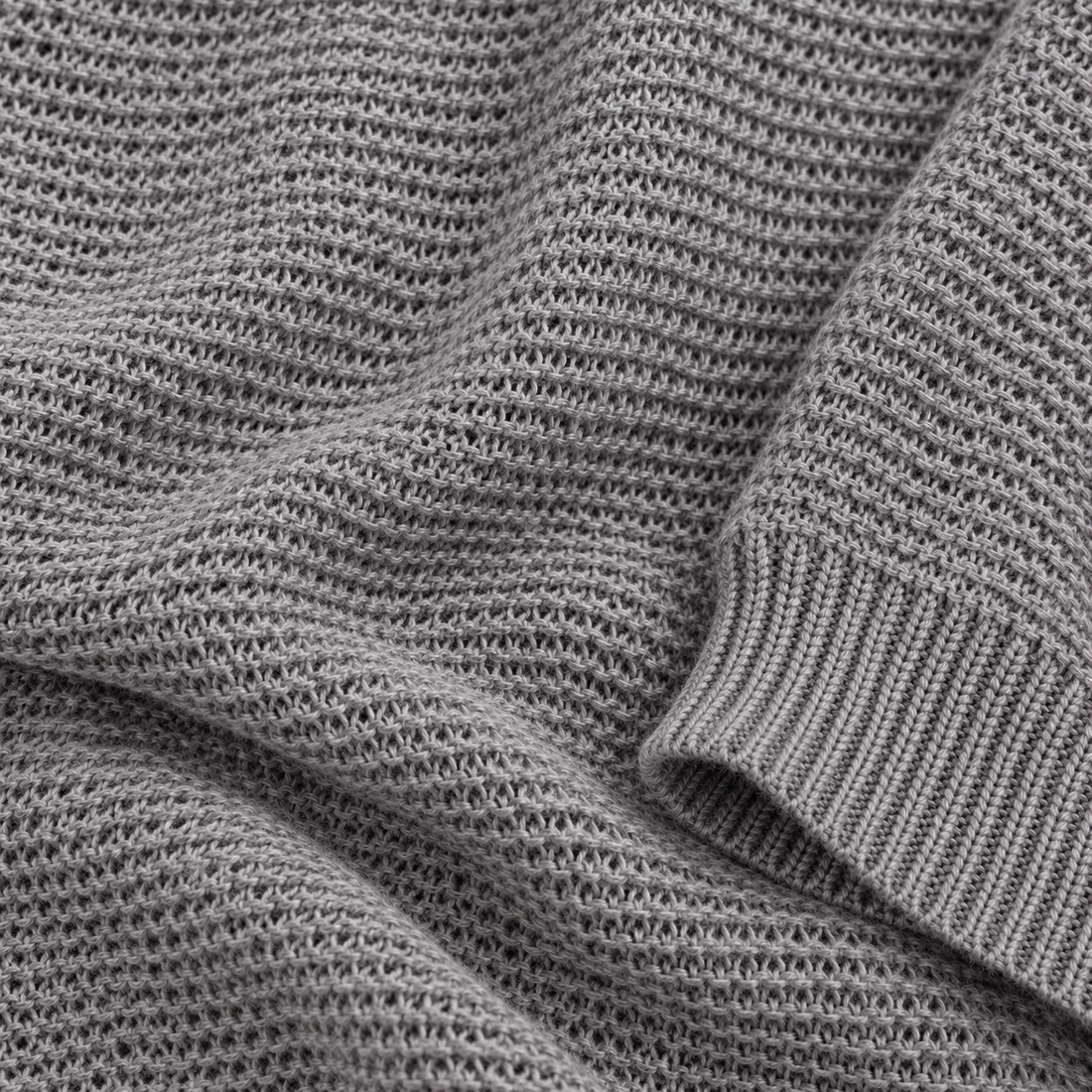 Glatstrikket sweater til dame