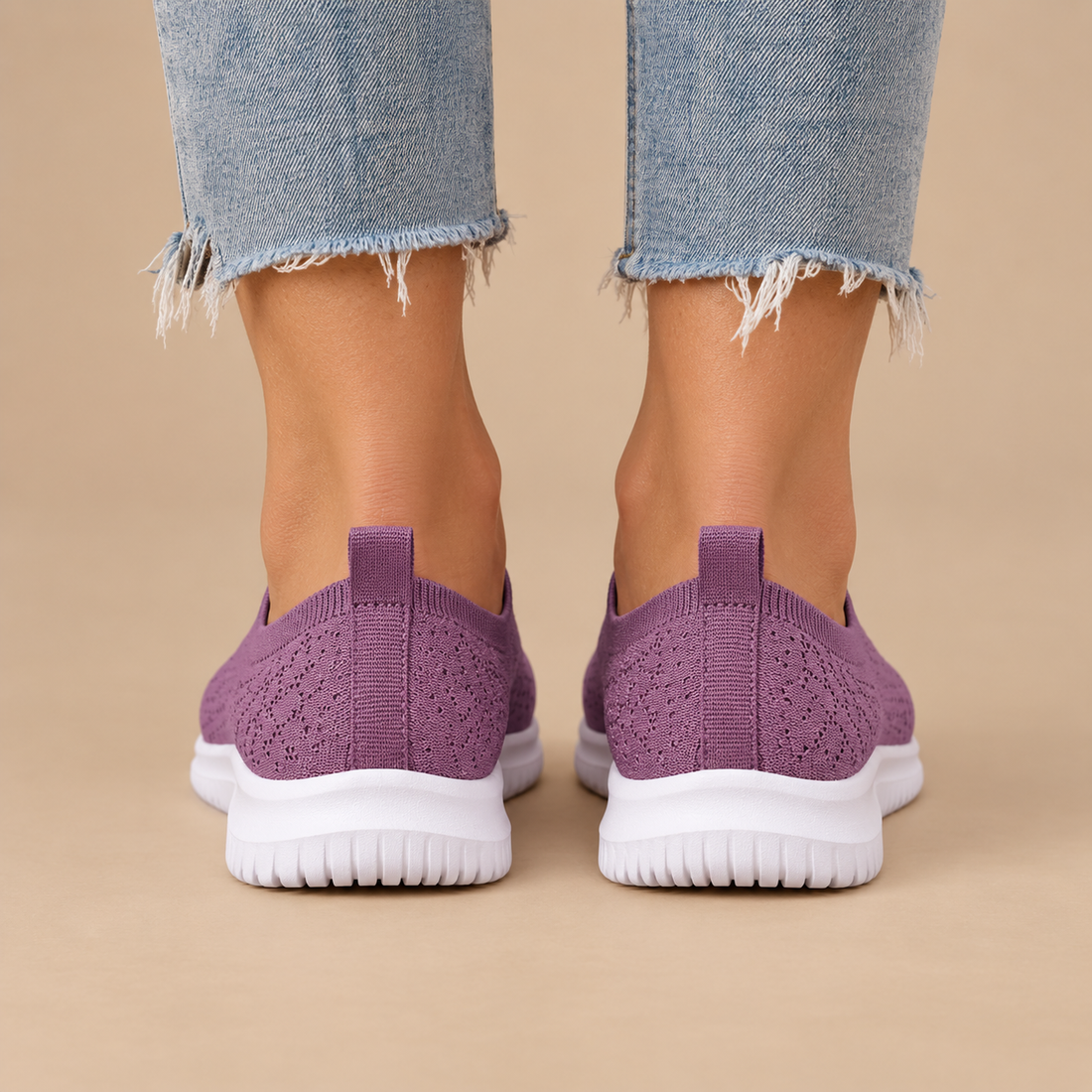Ortopædiske slip-on sko til dame med stabil hæl