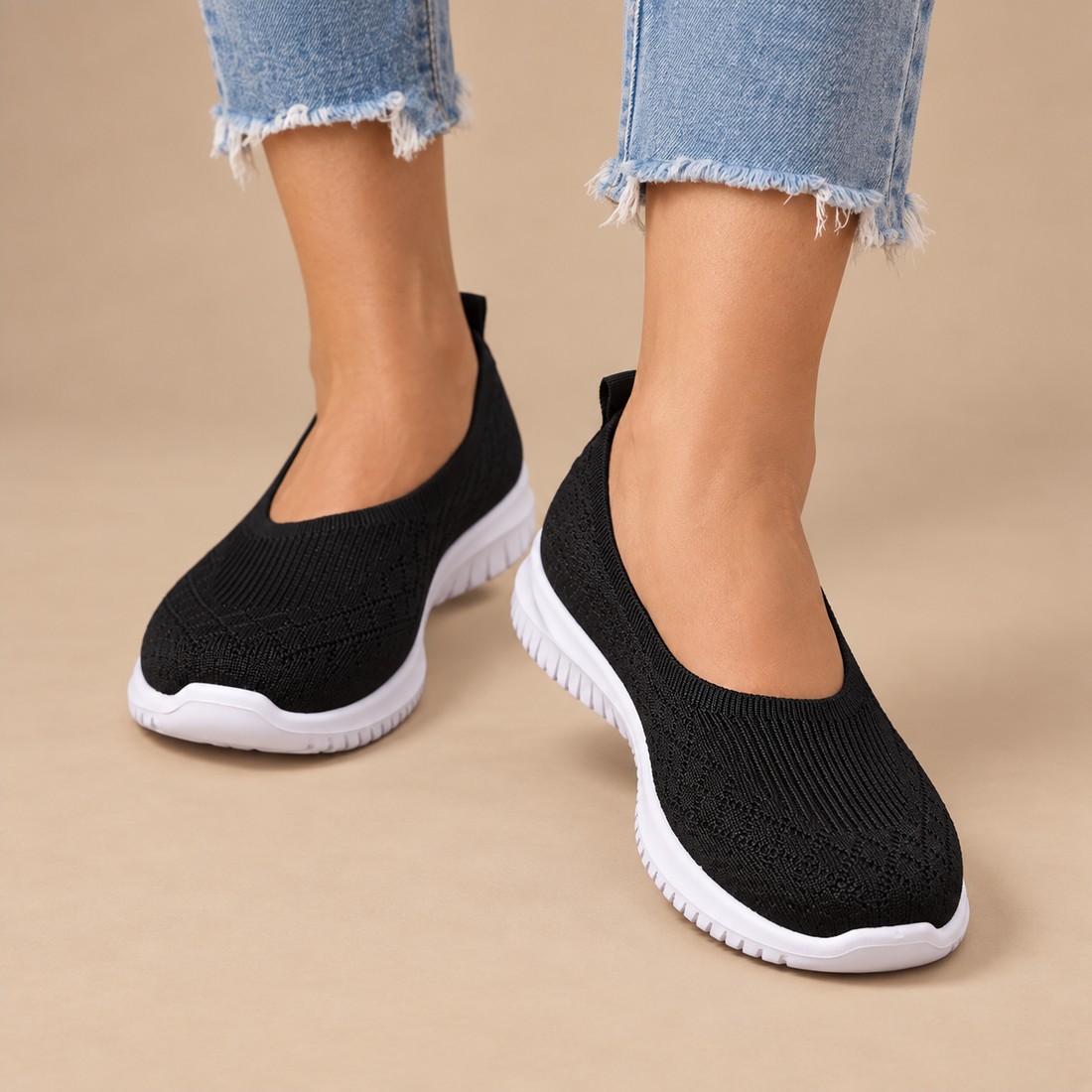 Ortopædiske slip-on sko til dame med stabil hæl
