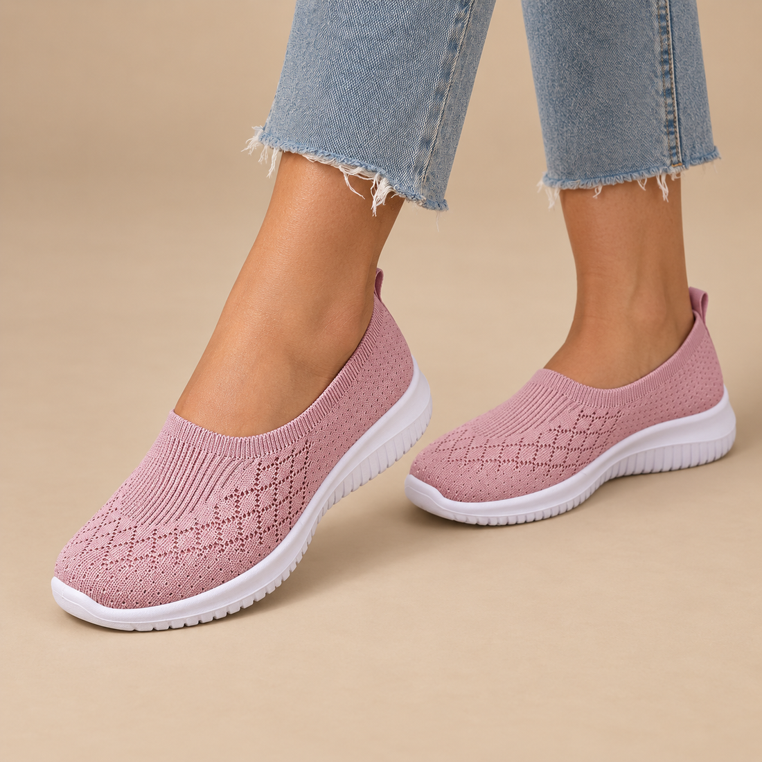 Ortopædiske slip-on sko til dame med stabil hæl