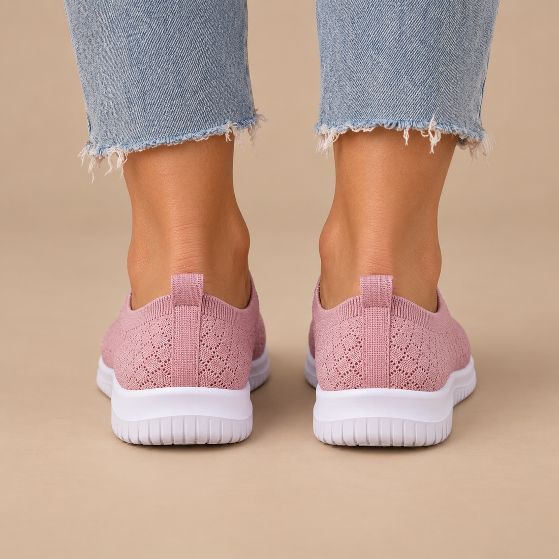 Ortopædiske slip-on sko til dame med stabil hæl