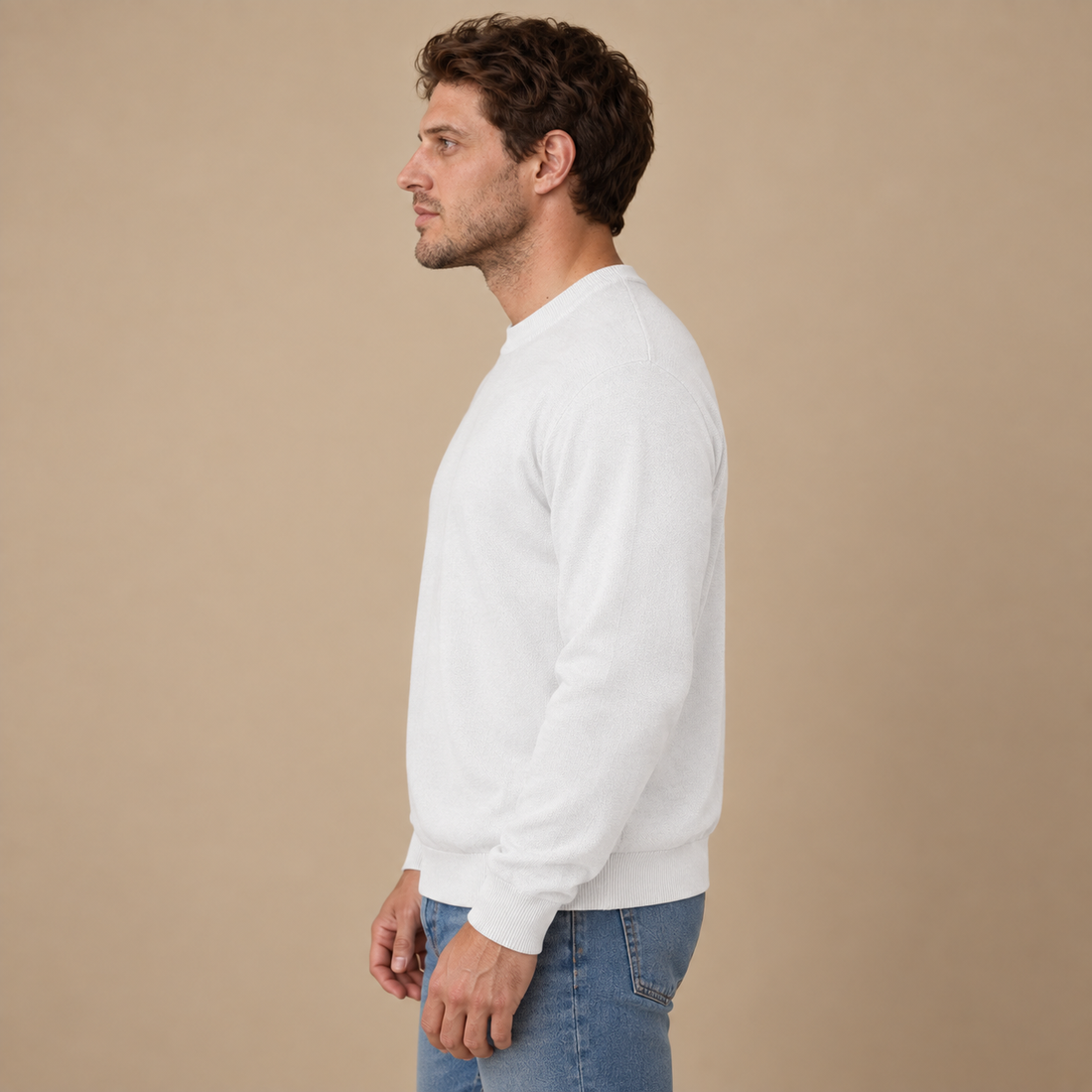 Herresweater med rund hals og tætsiddende pasform