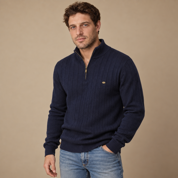 Strikket herresweater med struktureret pasform
