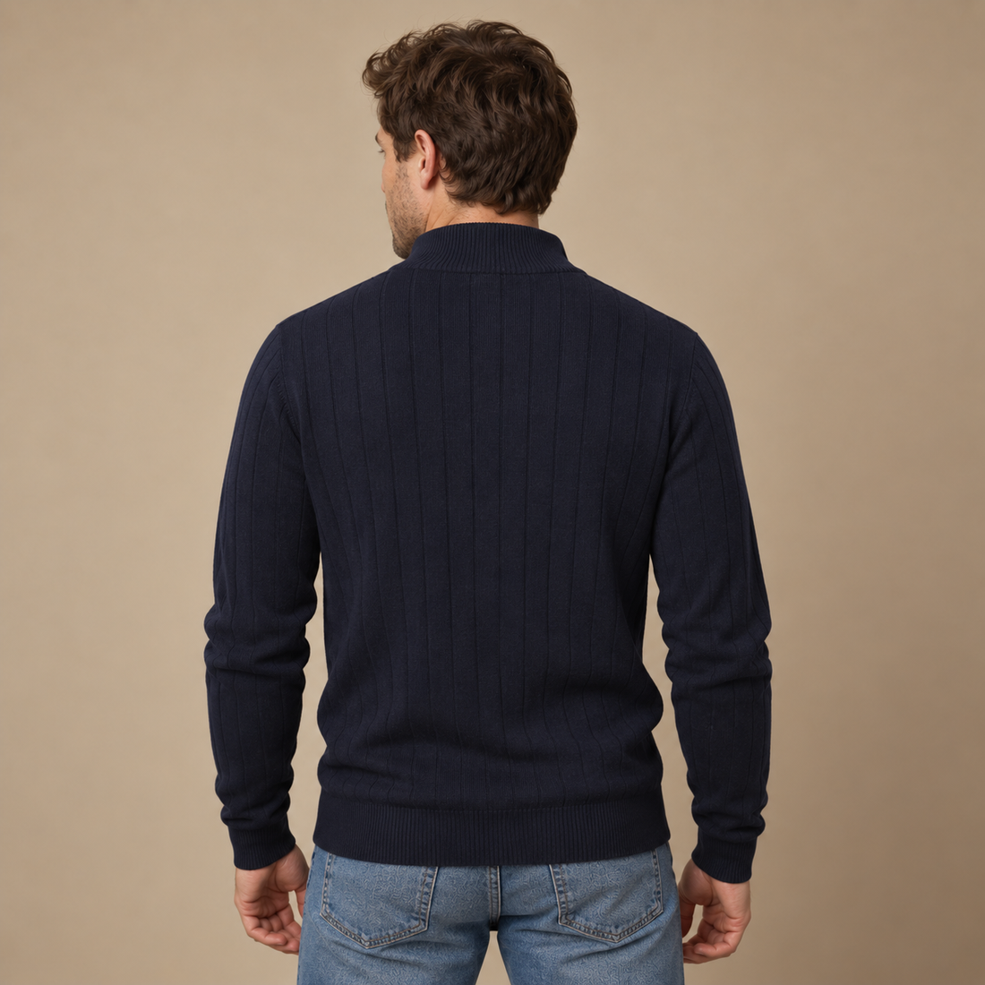 Strikket herresweater med struktureret pasform