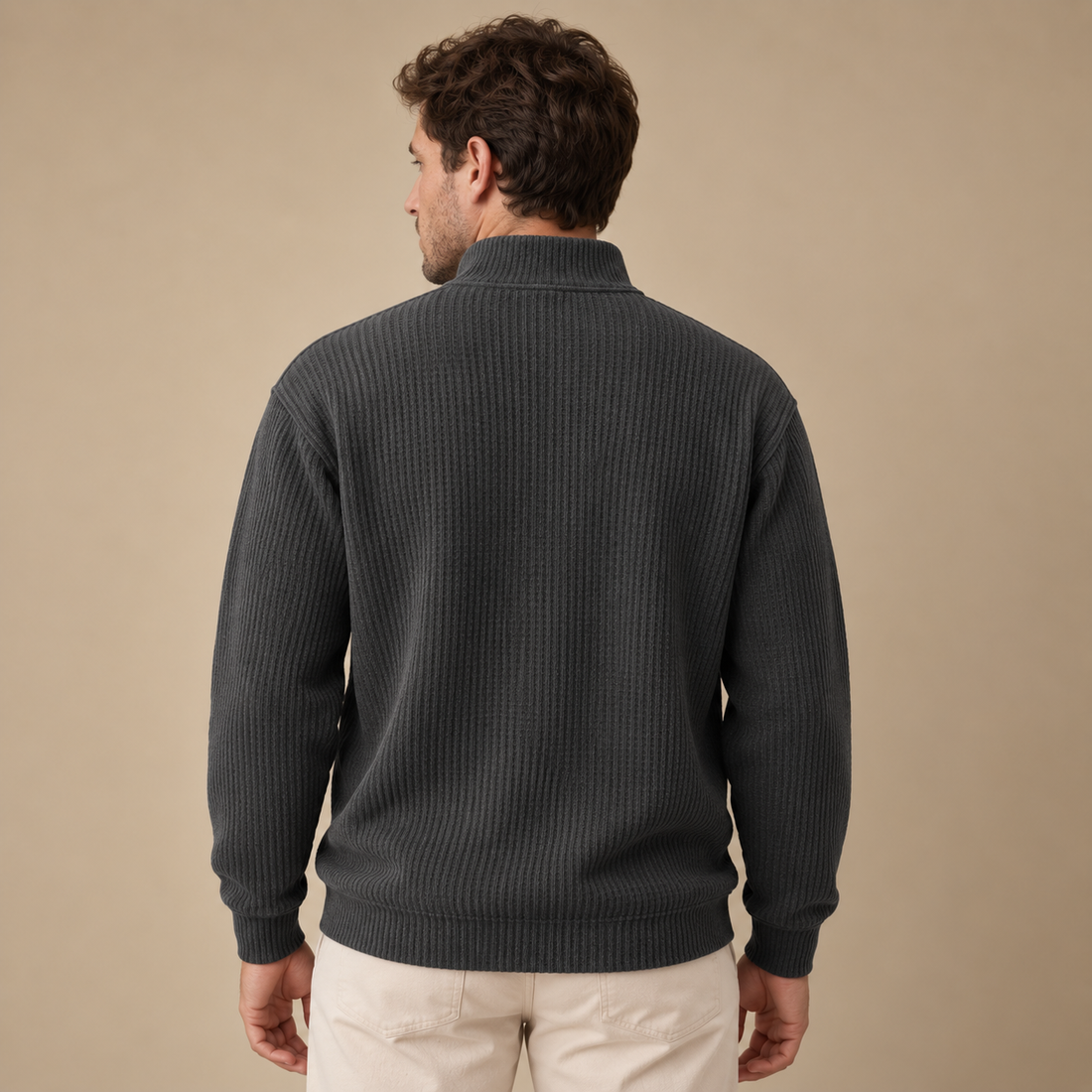 Herresweater med lynlåskrave og slank pasform