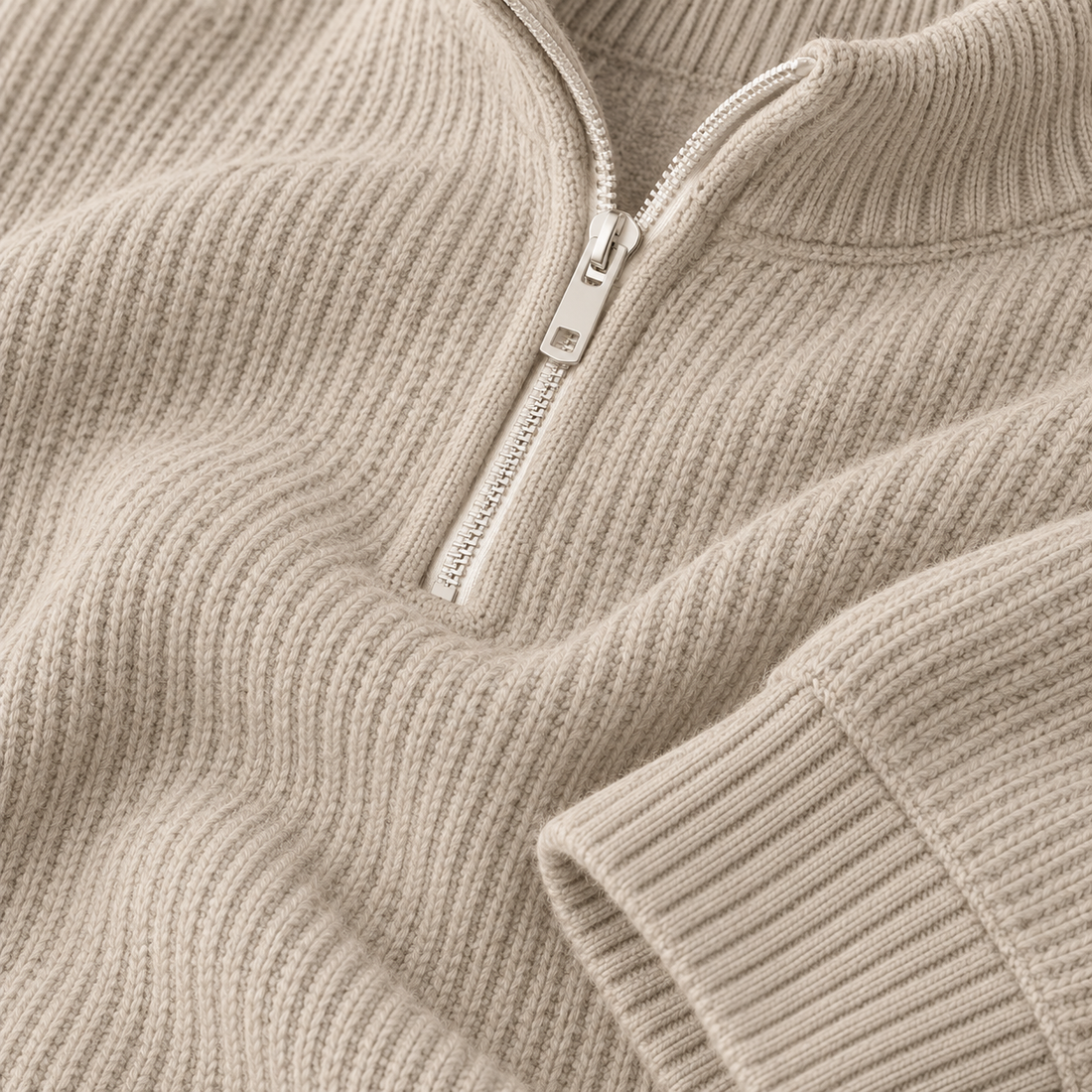 Herresweater med lynlåskrave og slank pasform