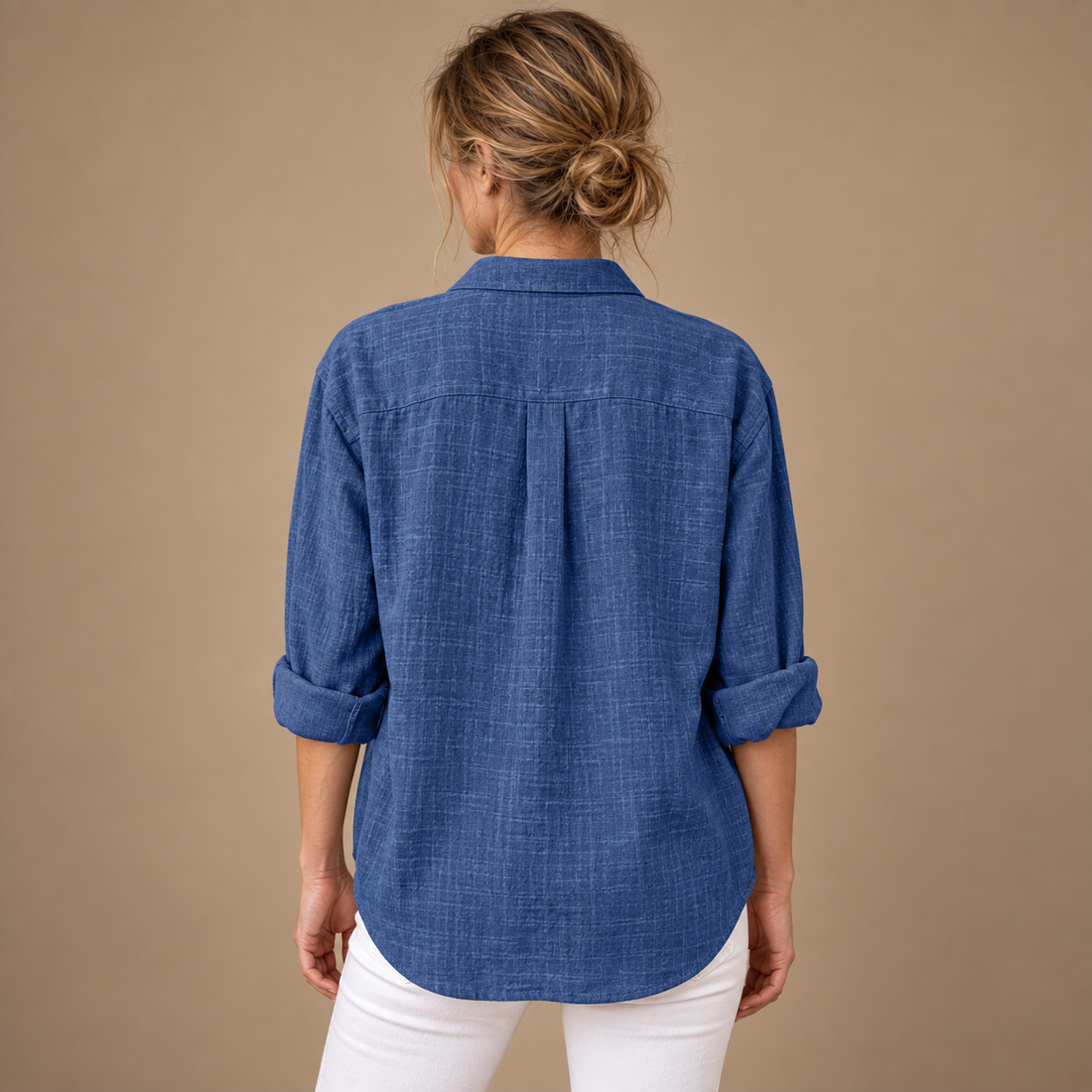 Oversized skjorte til dame med brystlomme