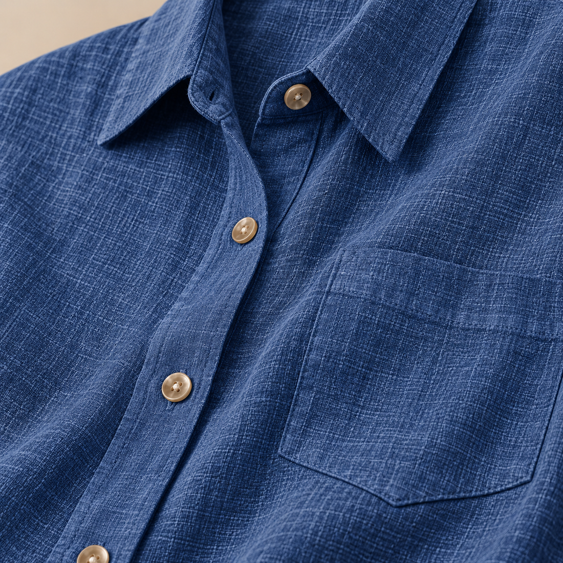 Oversized skjorte til dame med brystlomme