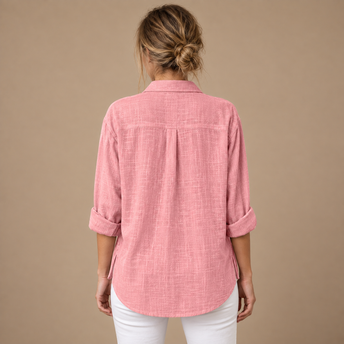 Oversized skjorte til dame med brystlomme