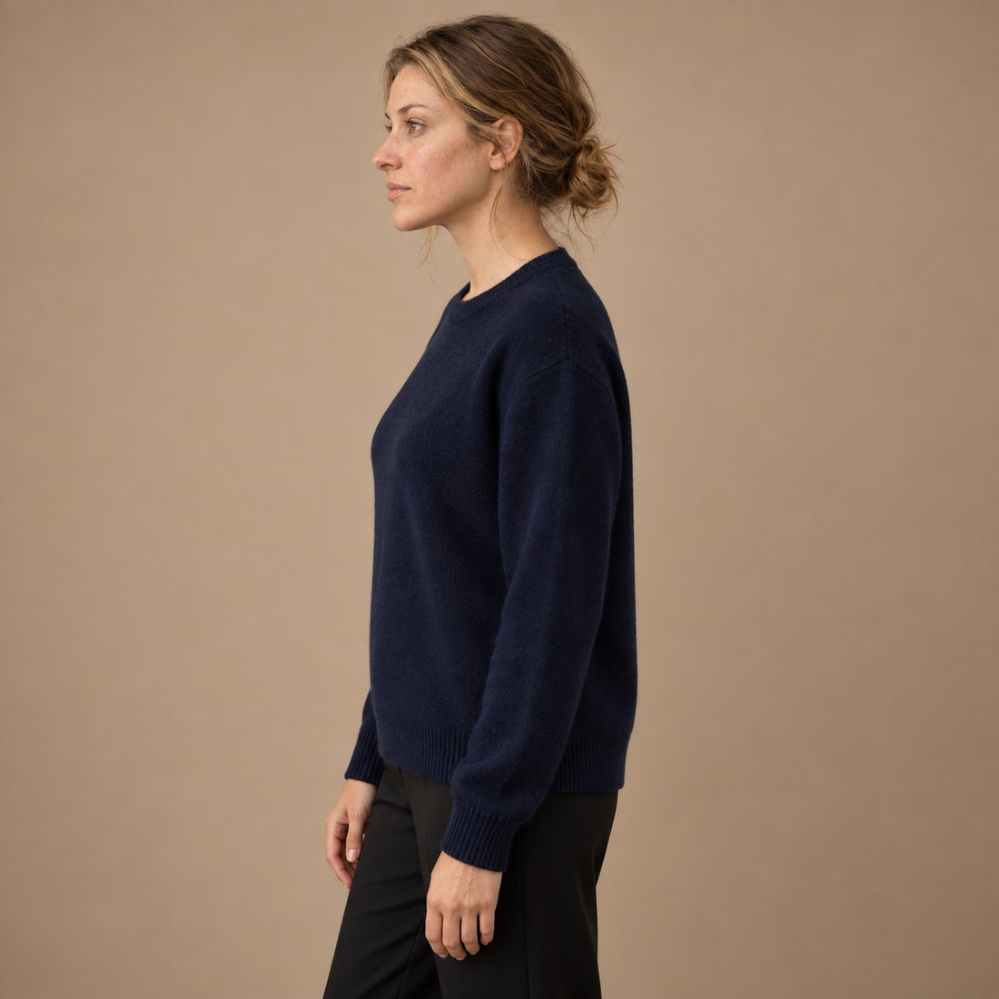 Strikket sweater til dame med løs pasform