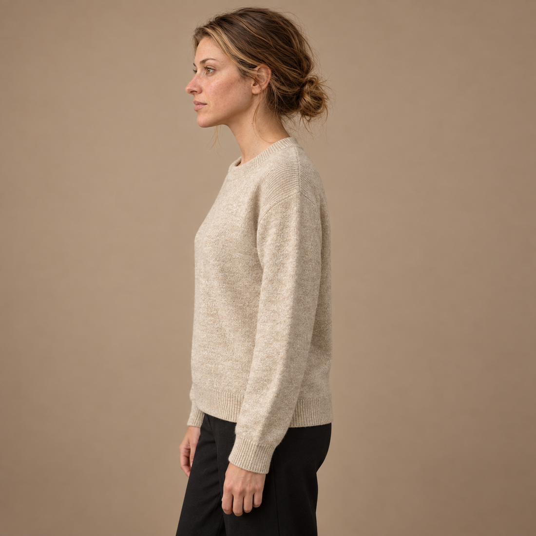 Strikket sweater til dame med løs pasform