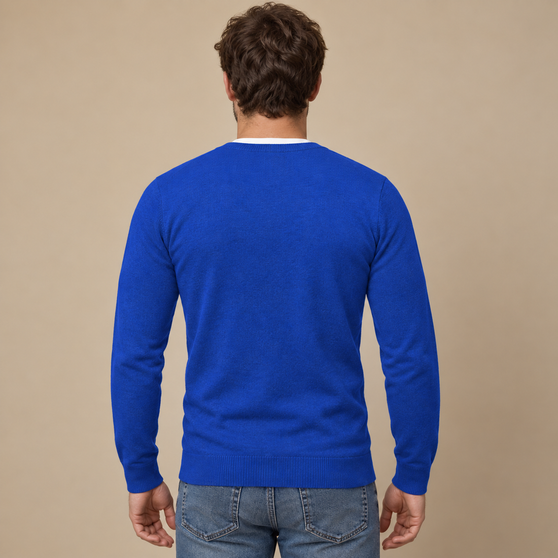 Finstrikket herrecardigan med V-hals og knapper