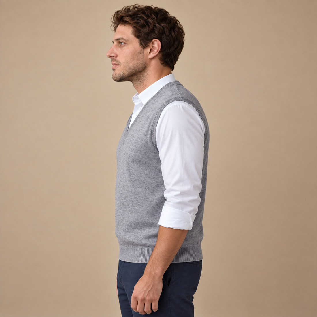 Finstrikket herresweater med V-hals