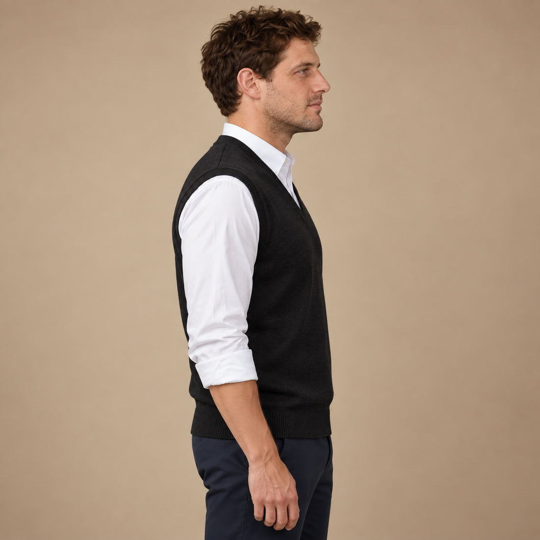 Finstrikket herresweater med V-hals