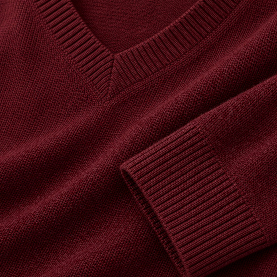 Finstrikket herresweater med V-hals
