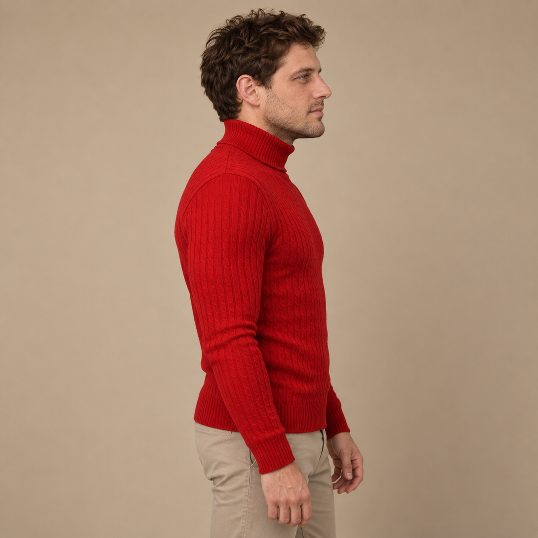 Rullekravesweater til herre i kabelstrik