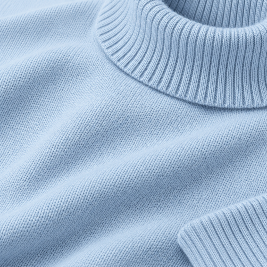 Rullekravesweater til dame med slank pasform