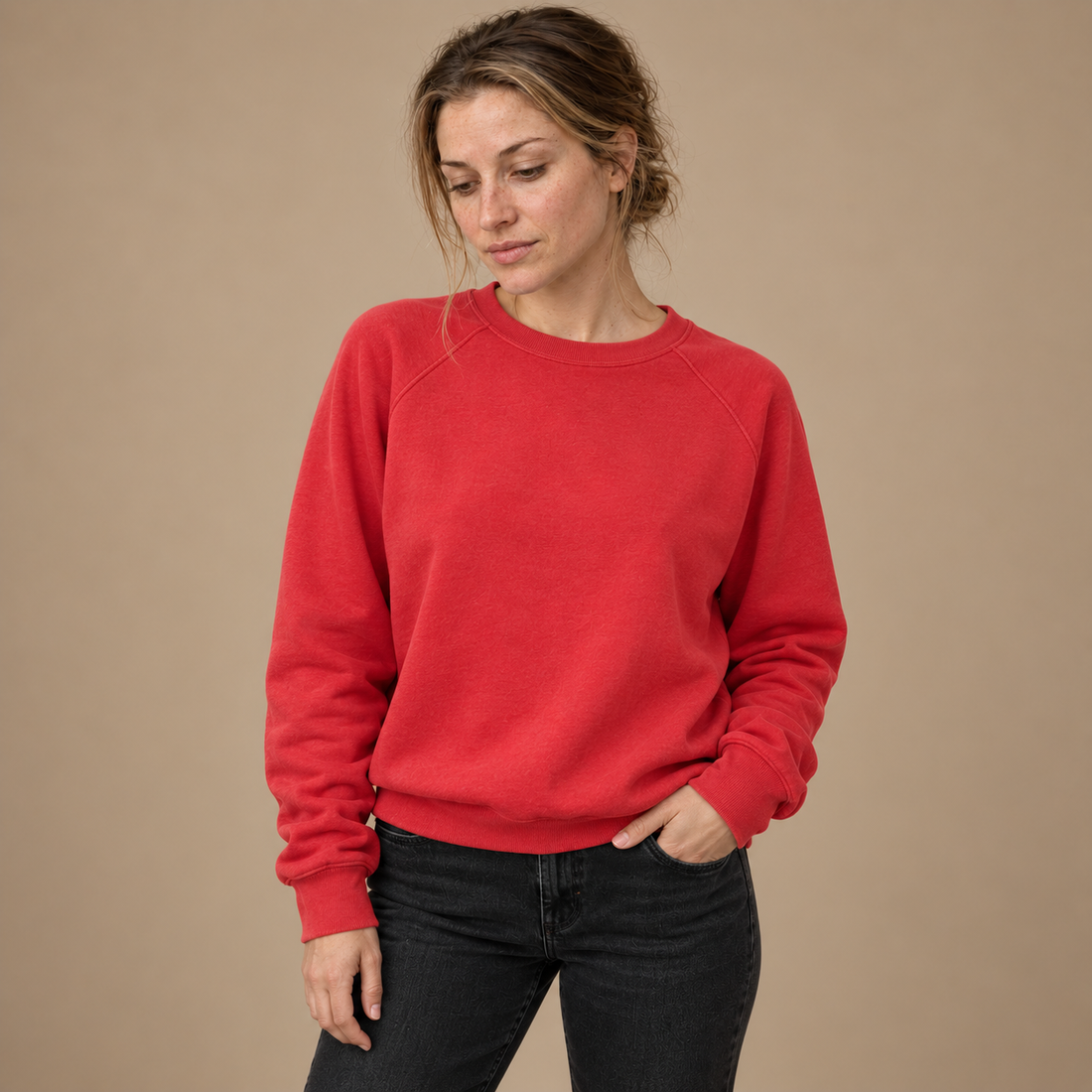 Sweatshirt til dame med raglanærmer og rund hals