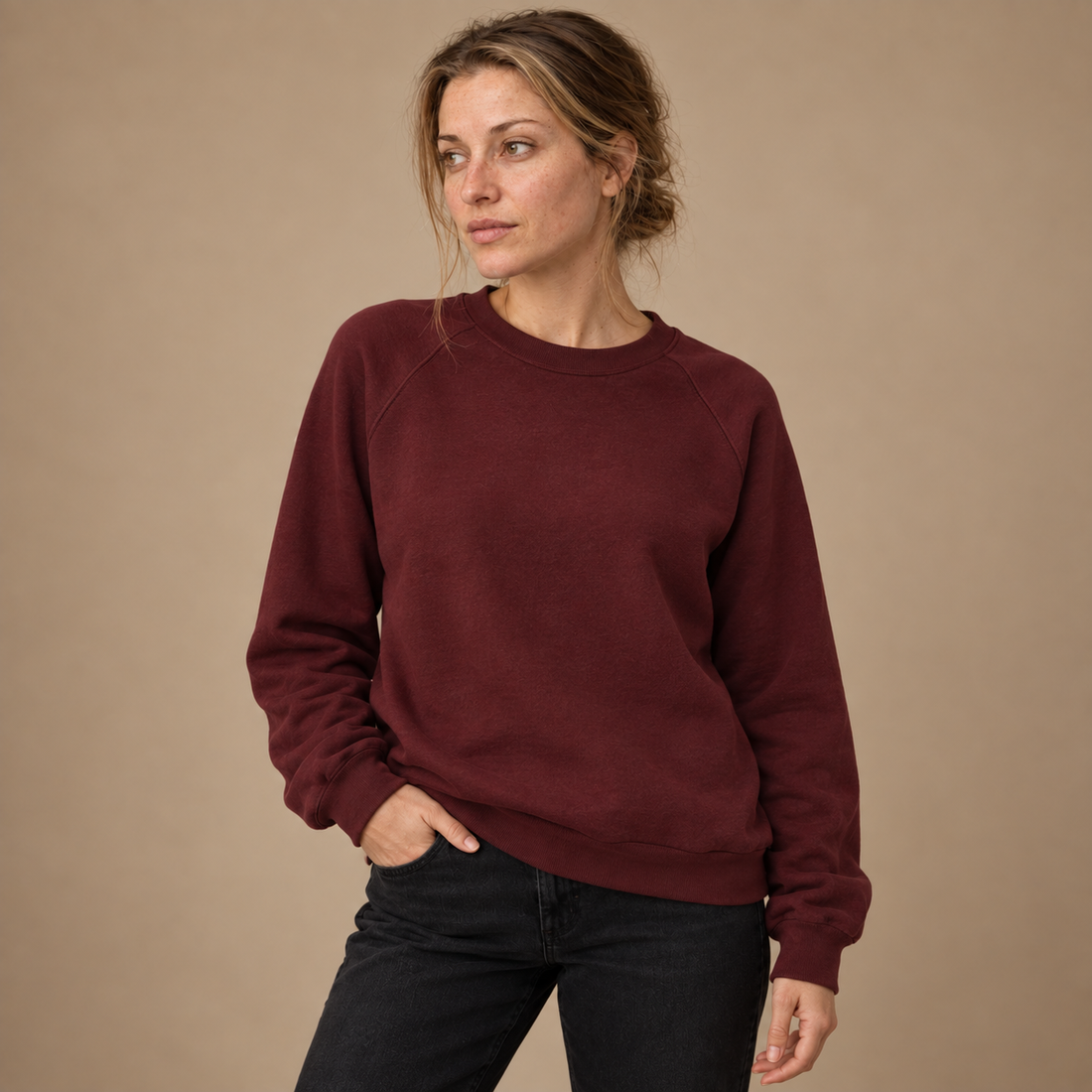 Sweatshirt til dame med raglanærmer og rund hals