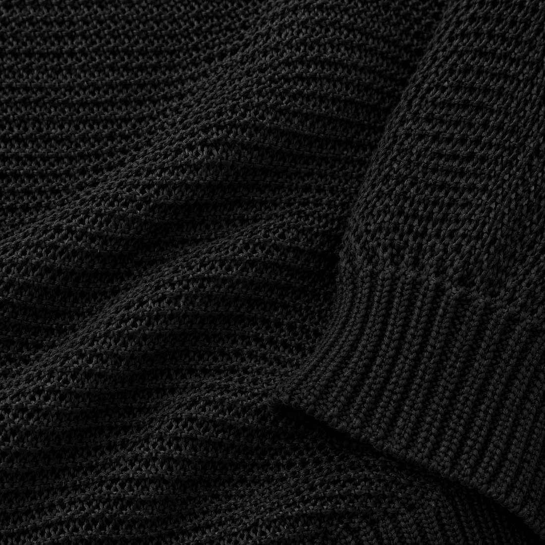 Glatstrikket sweater til dame