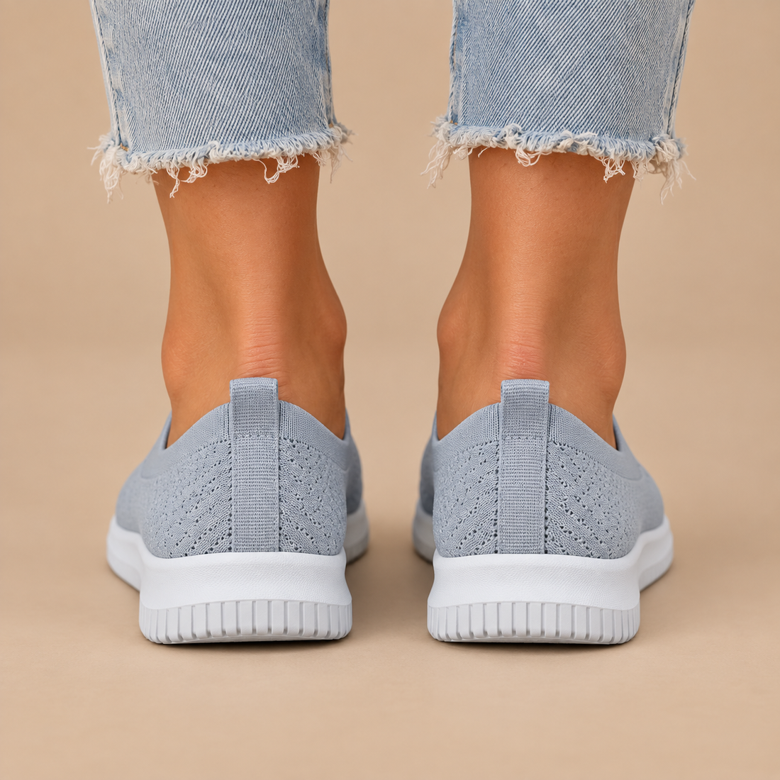 Ortopædiske slip-on sko til dame med stabil hæl
