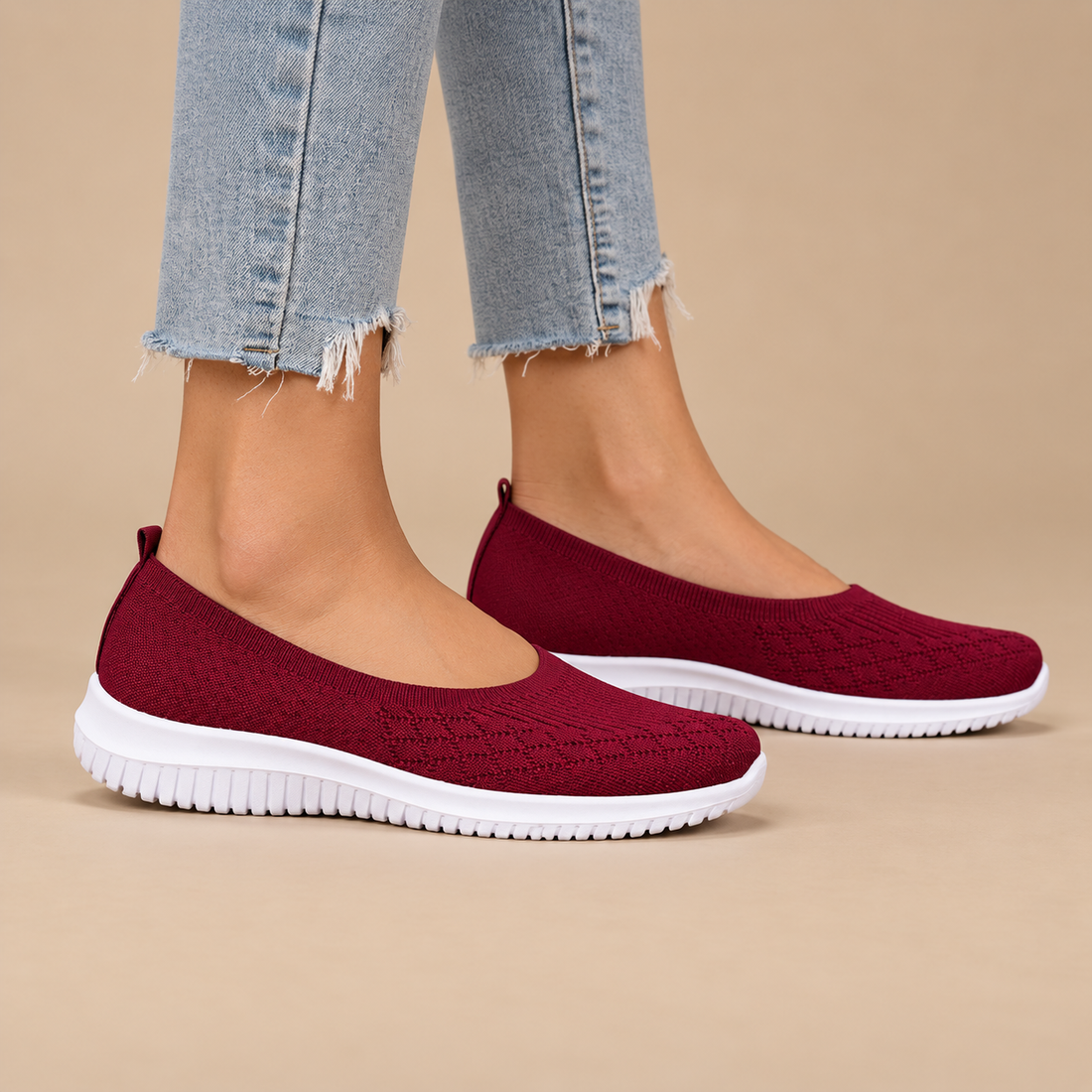 Ortopædiske slip-on sko til dame med stabil hæl