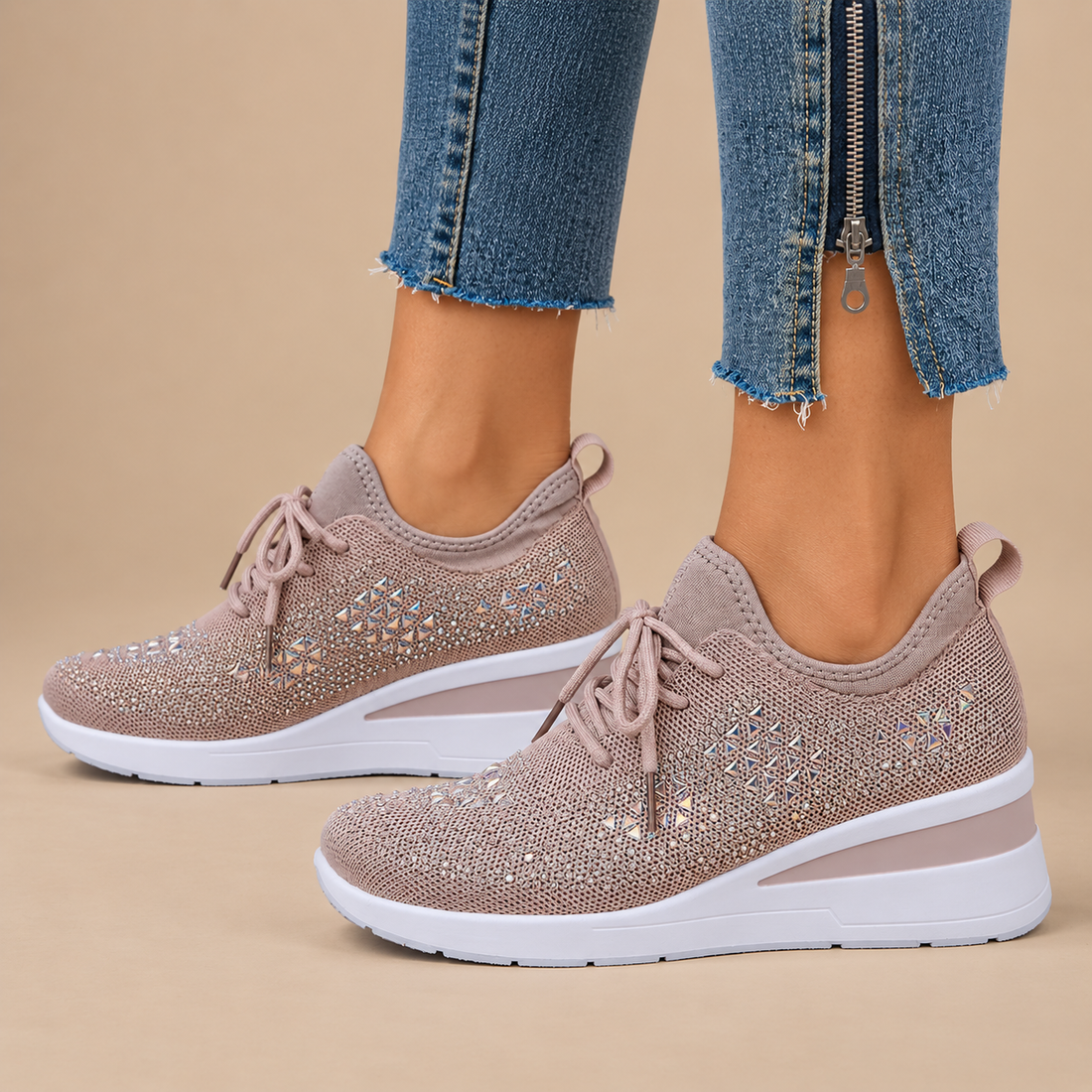 Ortopædiske sneakers til dame med kilehæl og glimmer