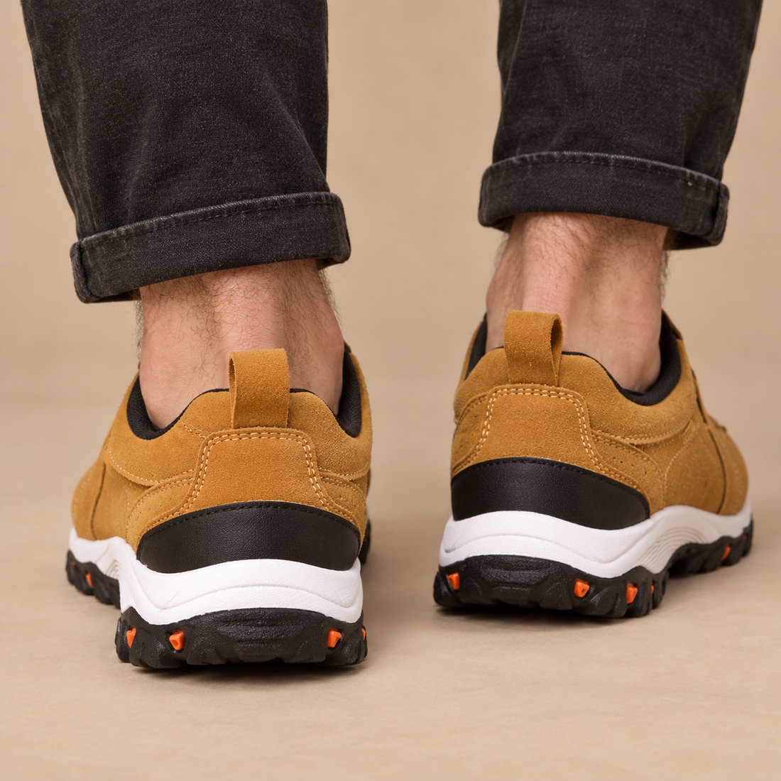 Slip-on herresko med støddæmpende sål
