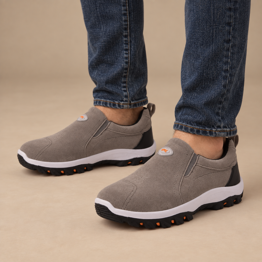 Slip-on herresko med støddæmpende sål