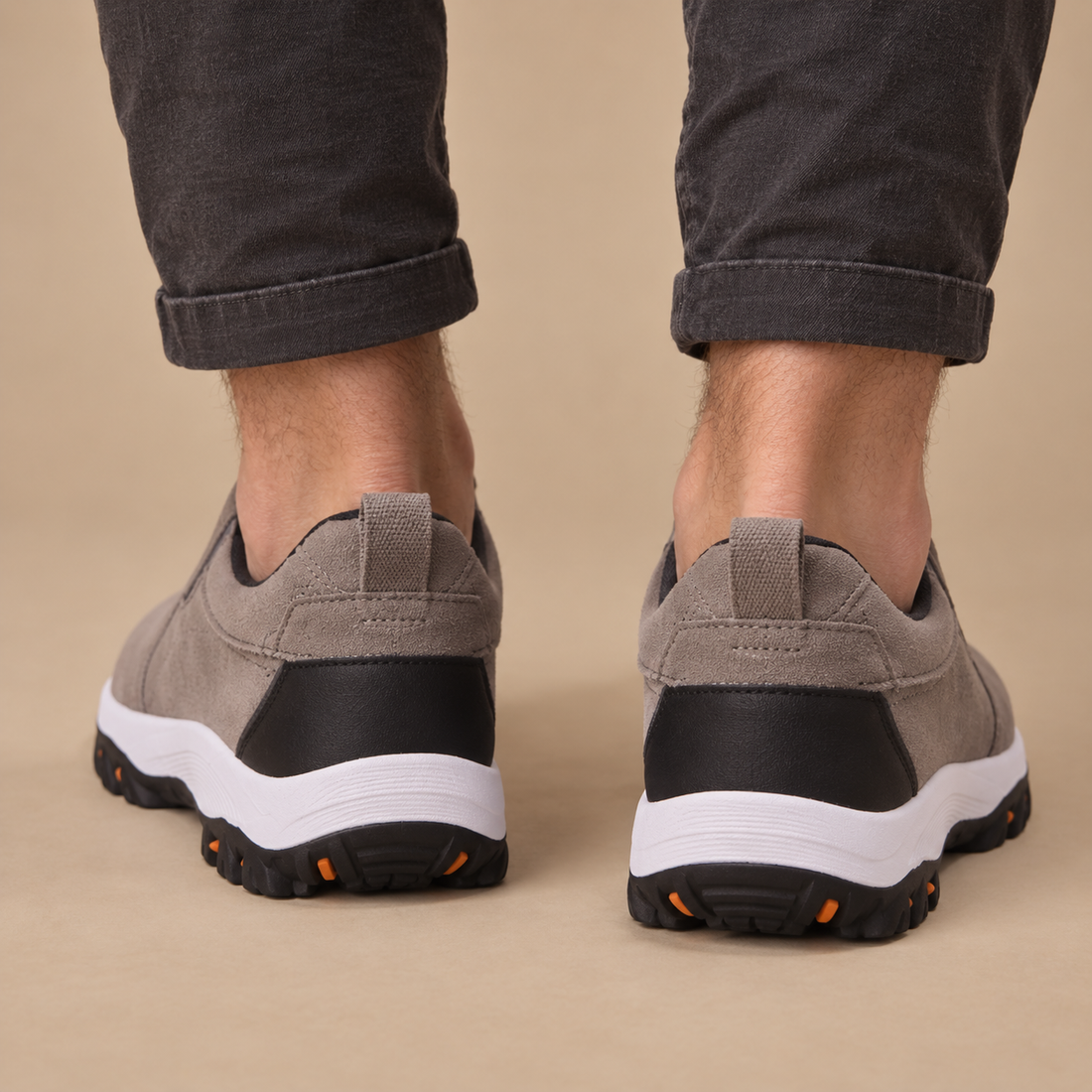 Slip-on herresko med støddæmpende sål