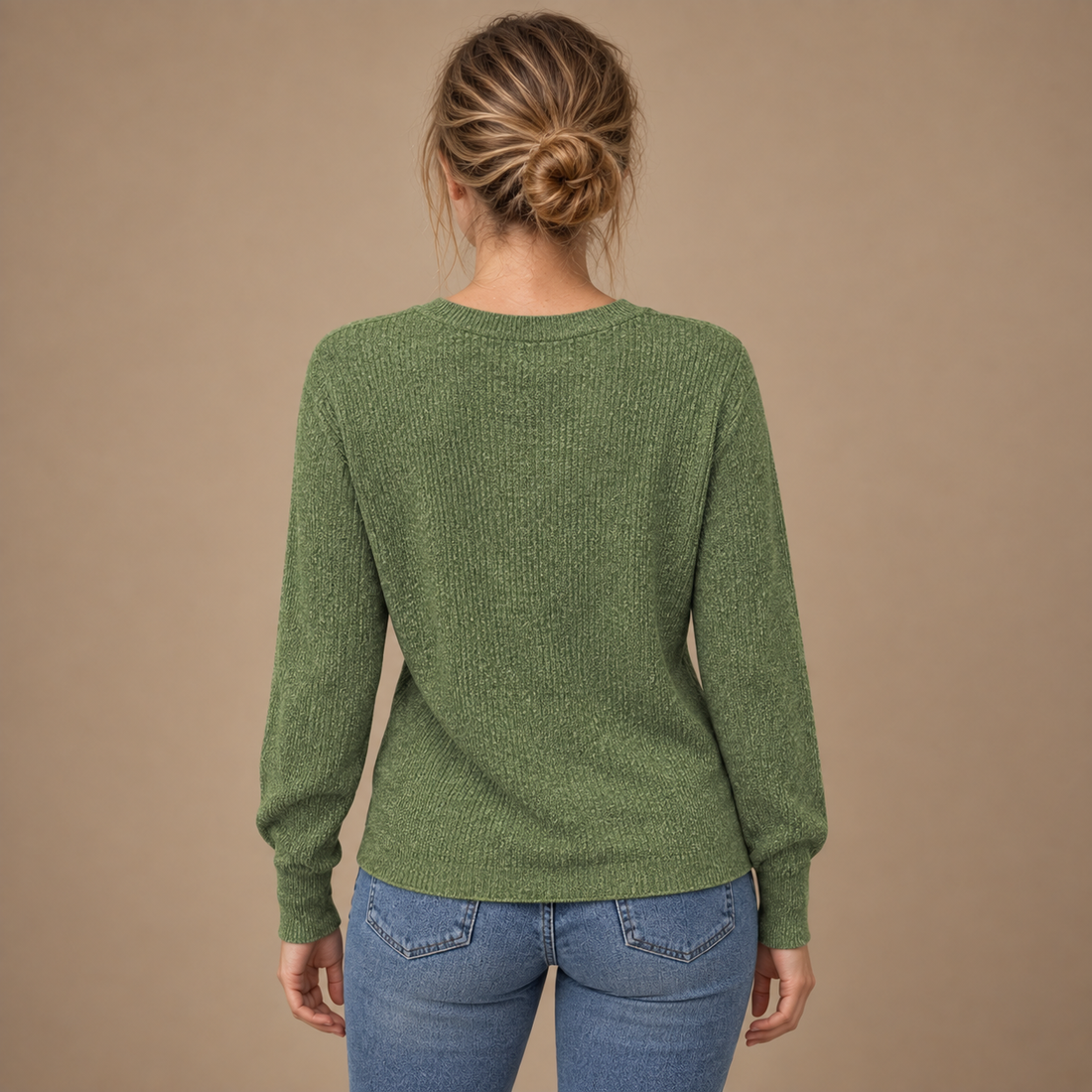 Damesweater med V-hals
