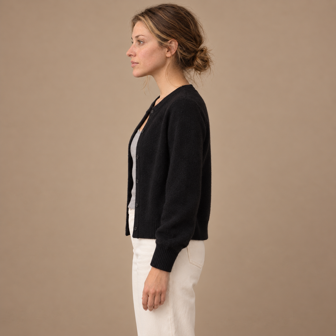Strikcardigan til dame med knapper