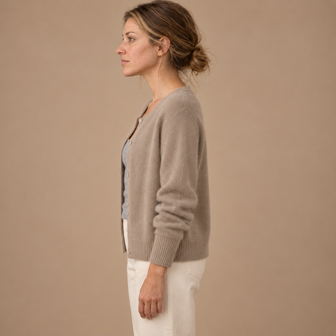 Strikcardigan til dame med knapper
