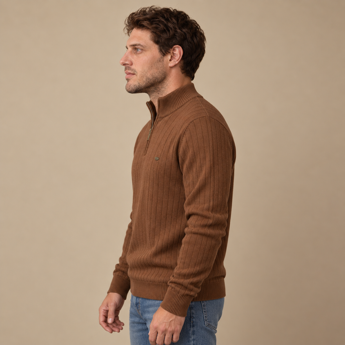 Strikket herresweater med struktureret pasform