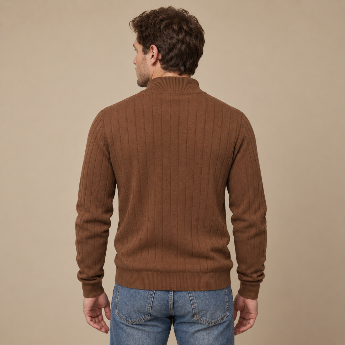 Strikket herresweater med struktureret pasform