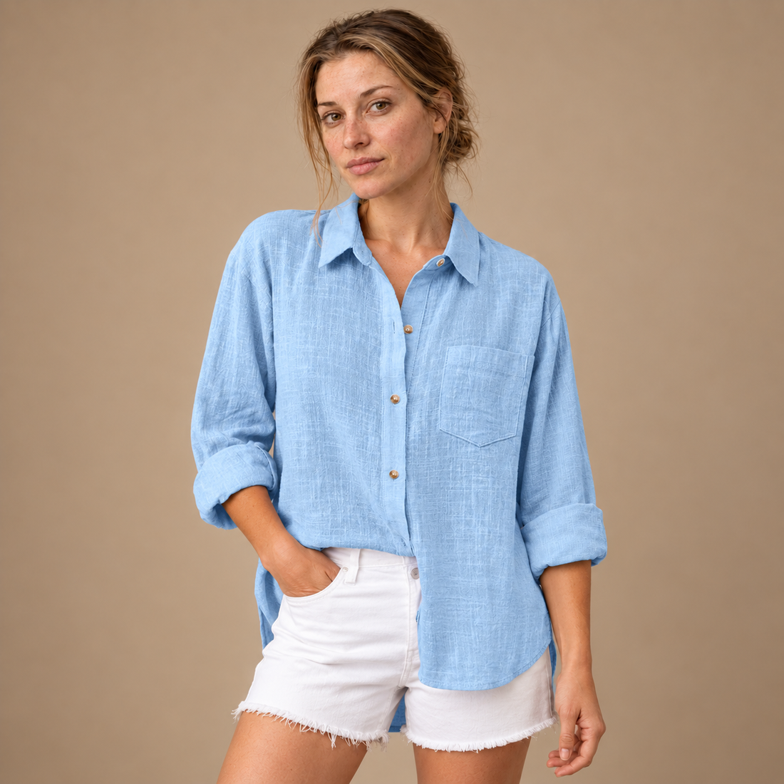 Oversized skjorte til dame med brystlomme
