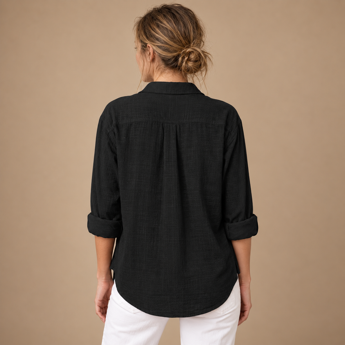 Oversized skjorte til dame med brystlomme