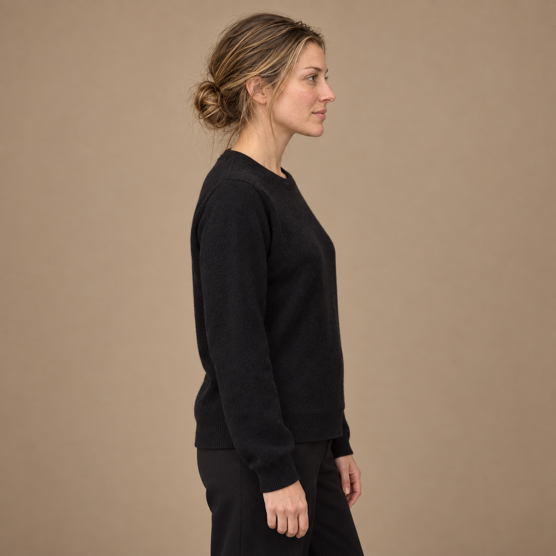 Strikket sweater til dame med løs pasform