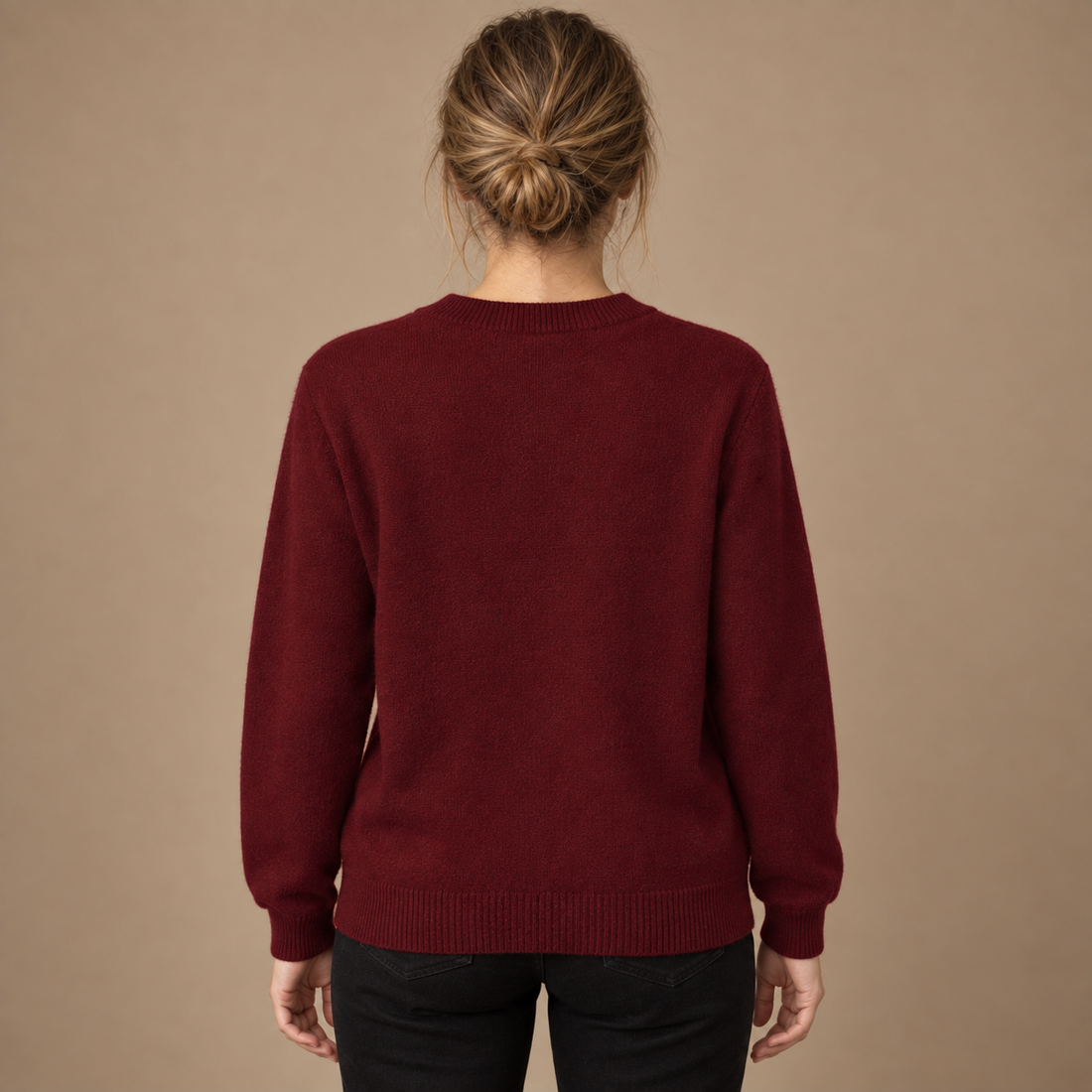 Strikket sweater til dame med løs pasform