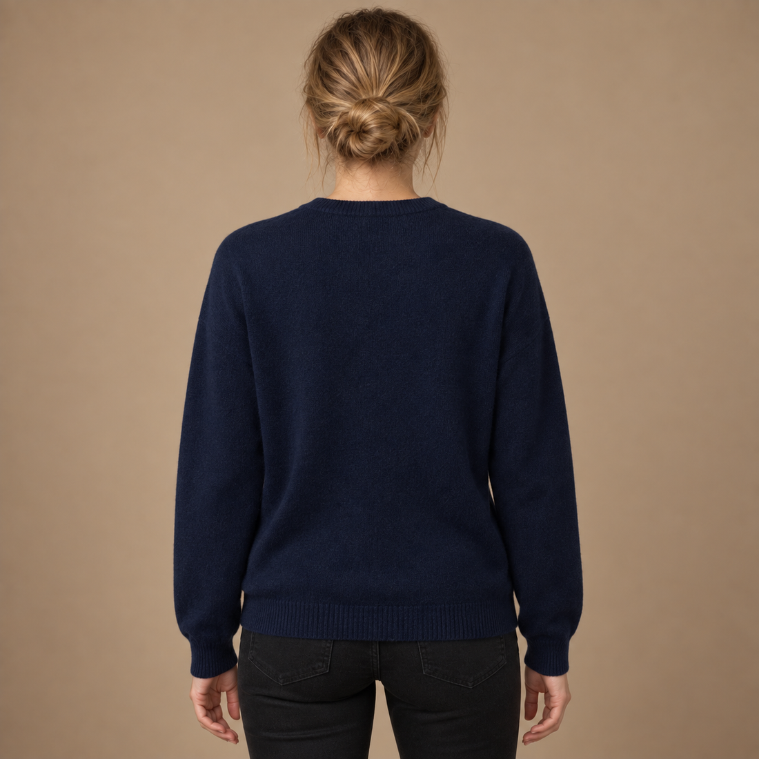 Strikket sweater til dame med løs pasform