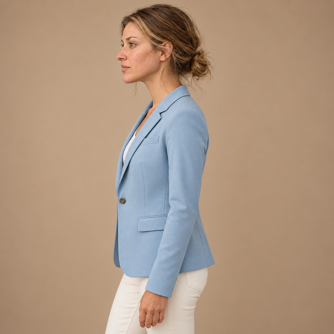 Taljeret blazer til dame med én knap