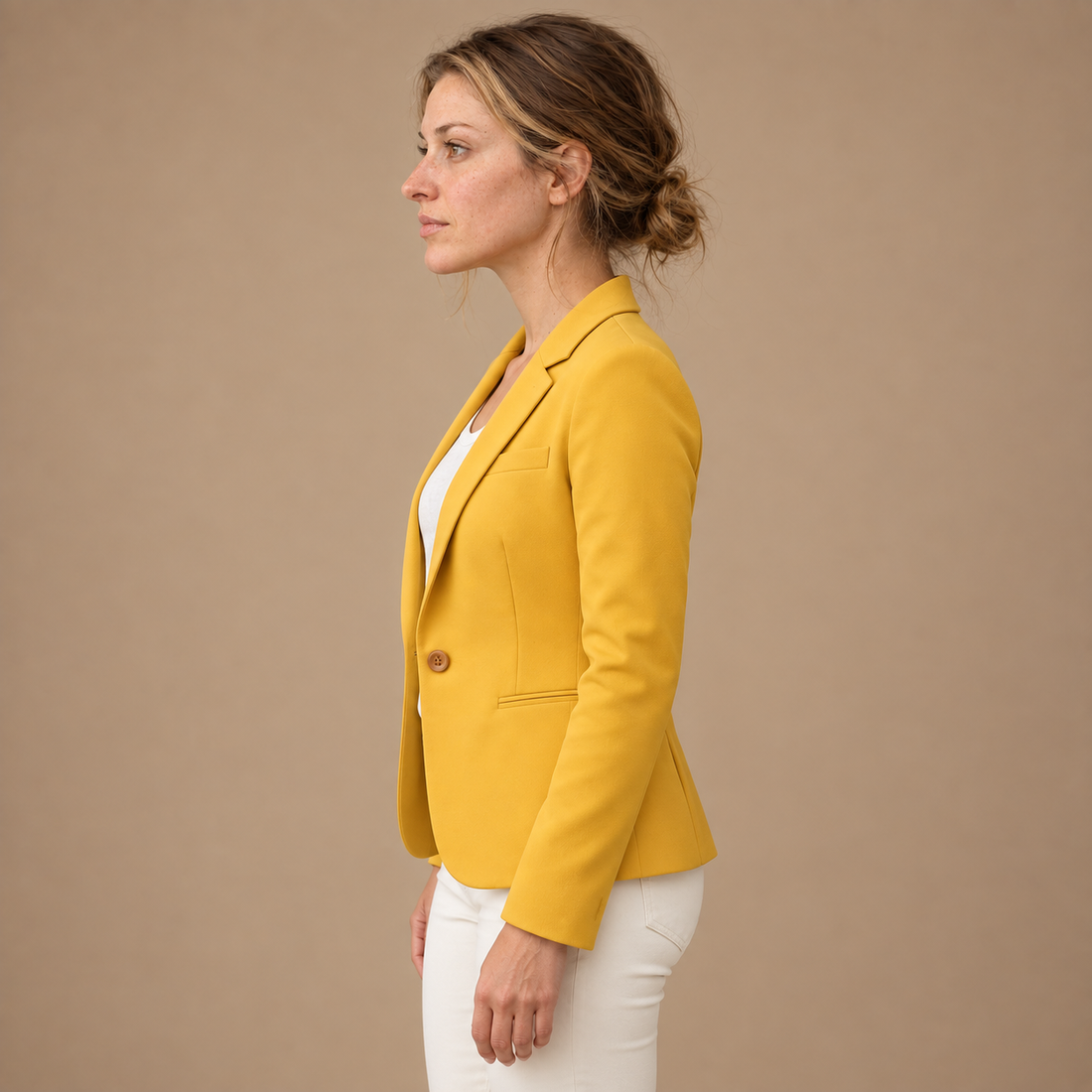 Taljeret blazer til dame med én knap