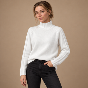 Rullekravesweater til dame i finstrik