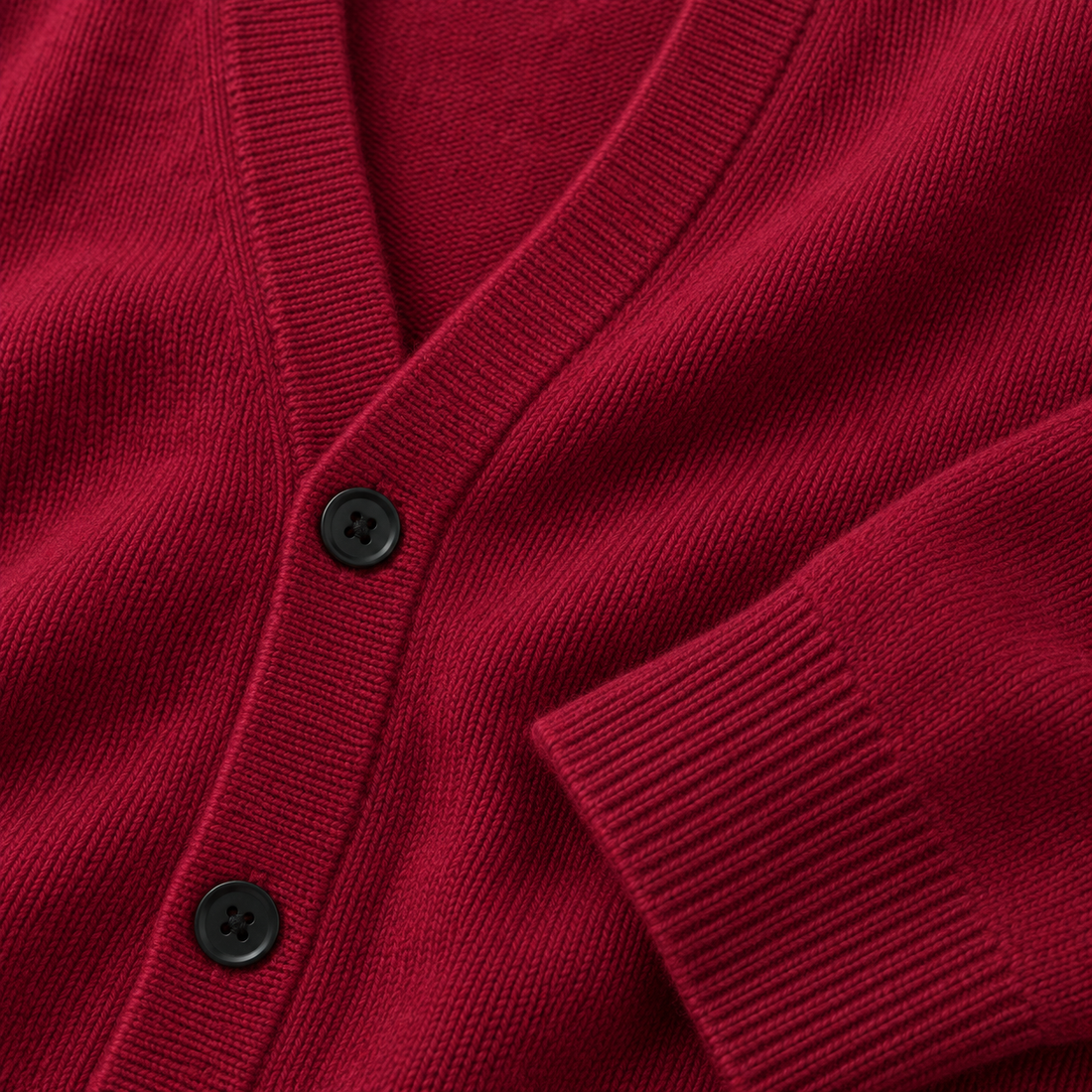 Finstrikket herrecardigan med V-hals og knapper