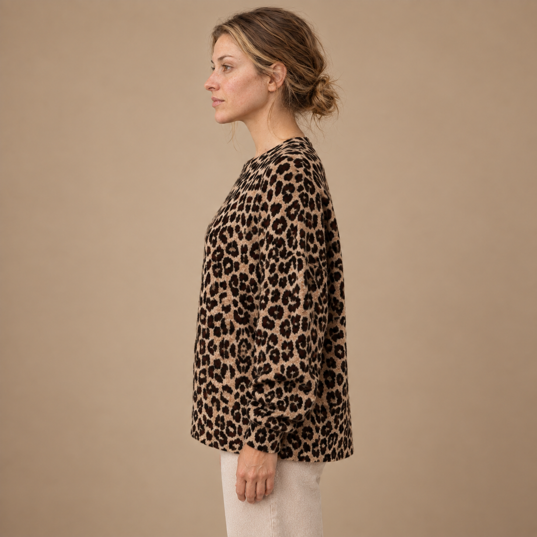 Oversized sweater til dame med dyreprint