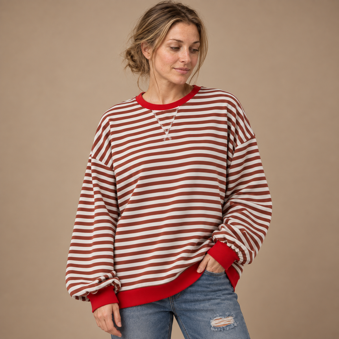 Sweatshirt til dame med striber og kontrastkanter