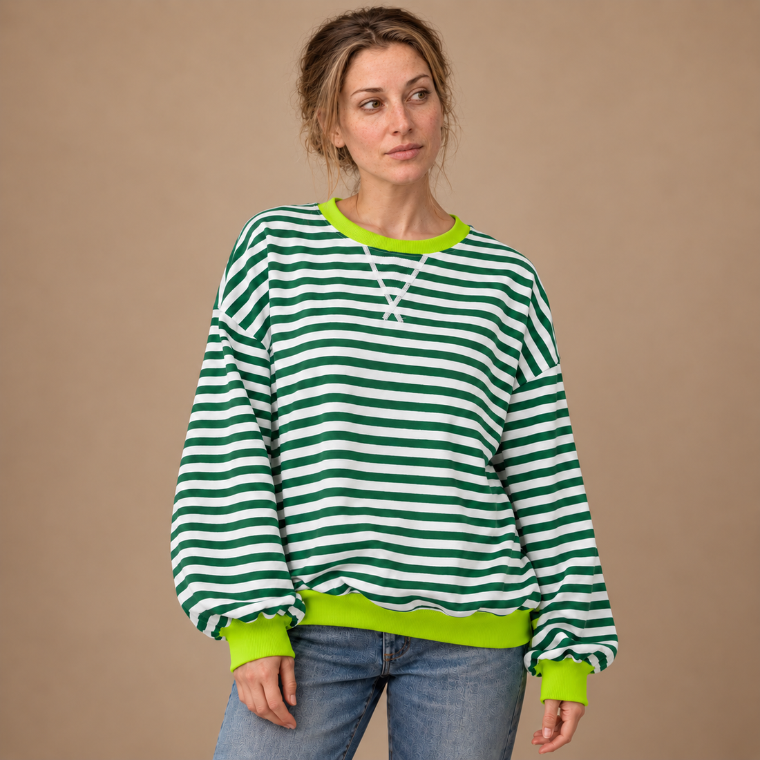 Oversized sweatshirt til dame med retrostriber