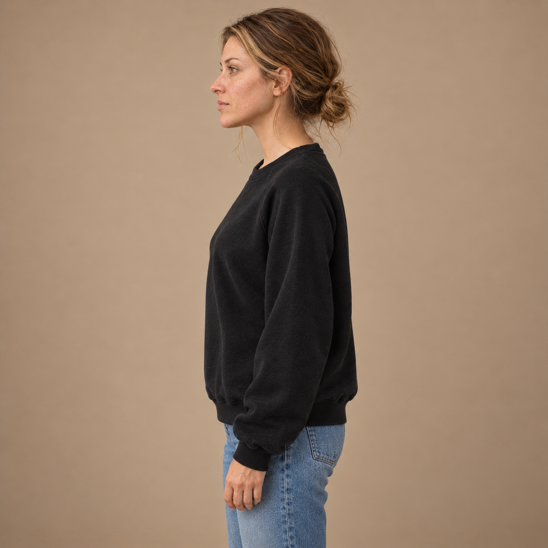 Sweatshirt til dame med raglanærmer og rund hals