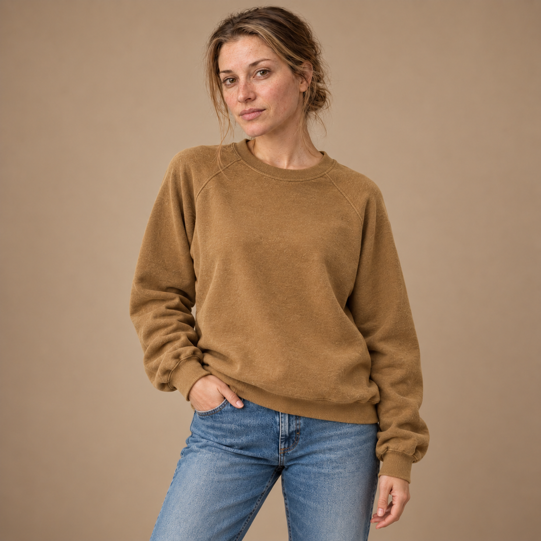Sweatshirt til dame med raglanærmer og rund hals