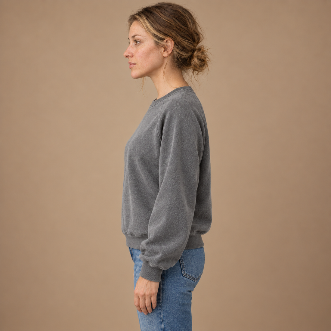 Sweatshirt til dame med raglanærmer og rund hals